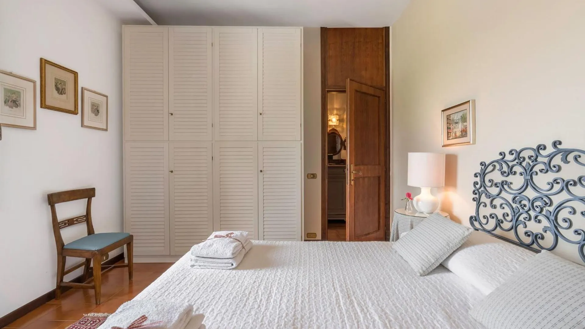 Casa Martina, Piazza Delle Erbe, San Gimignanoアパートメント 0*,  イタリア