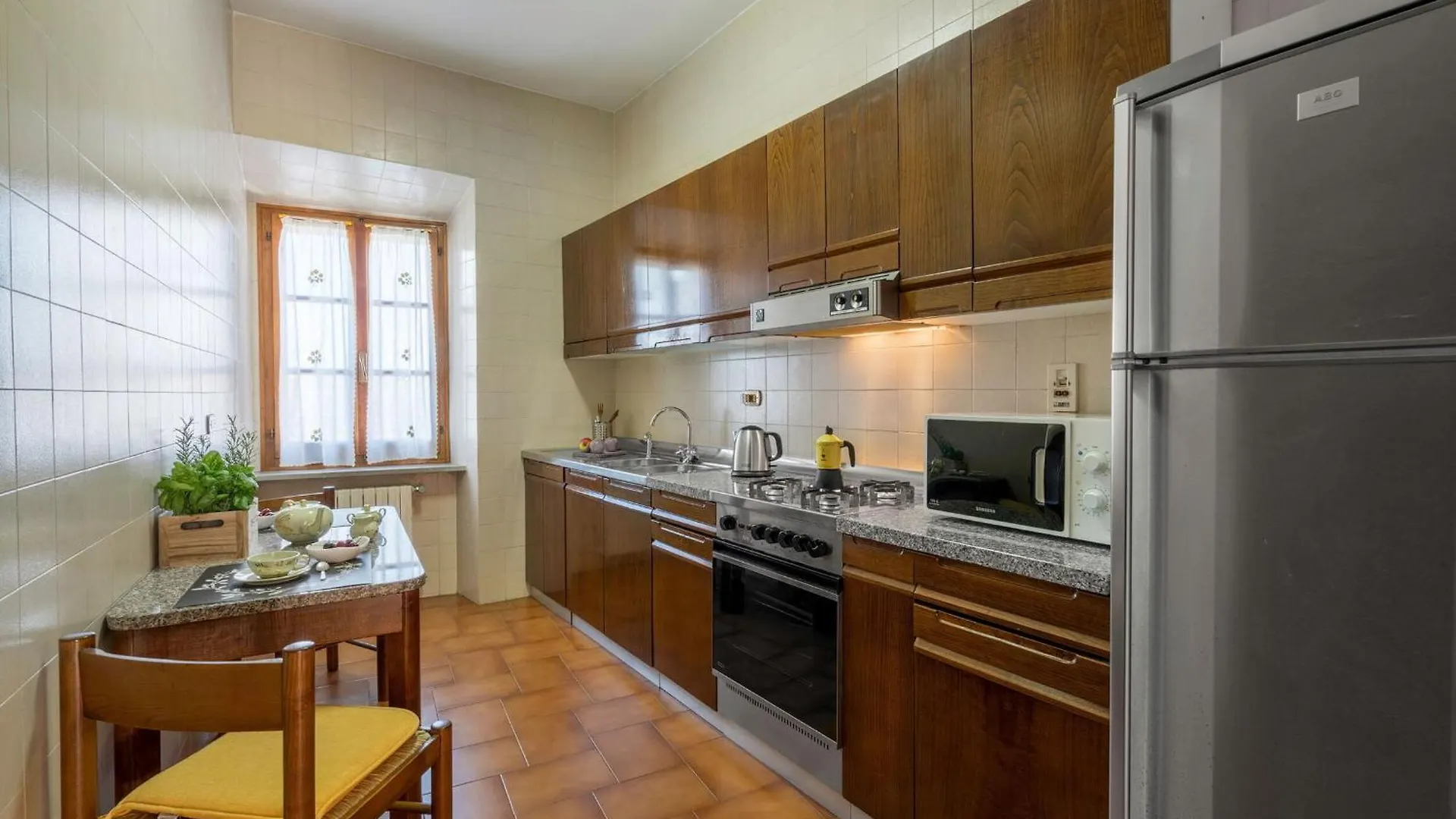 Casa Martina, Piazza Delle Erbe, San Gimignanoアパートメント